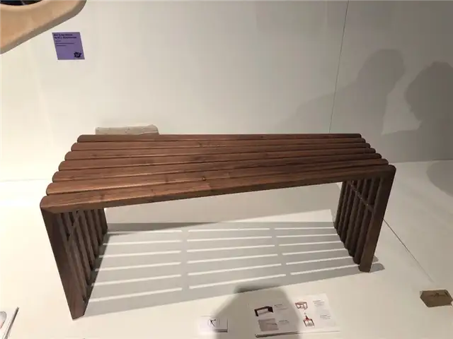 Скамья от Samson Furniture Design была вдохновлена гуцином