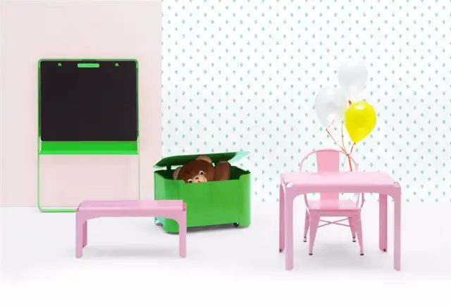 Розовые культовые детские стулья tolix