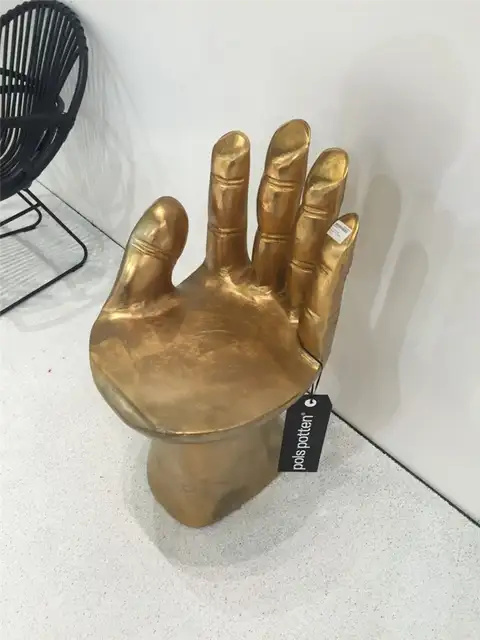 Золотые руки стул