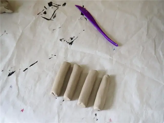 Clay Giraffe Planter - начните с ног