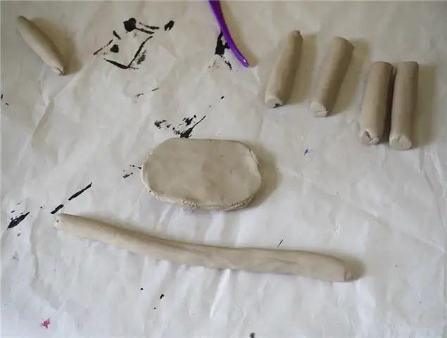 Clay Giraffe Planter - длинный кусок глины