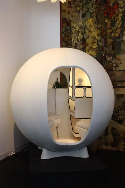 Maison Gerard Privacy Chair