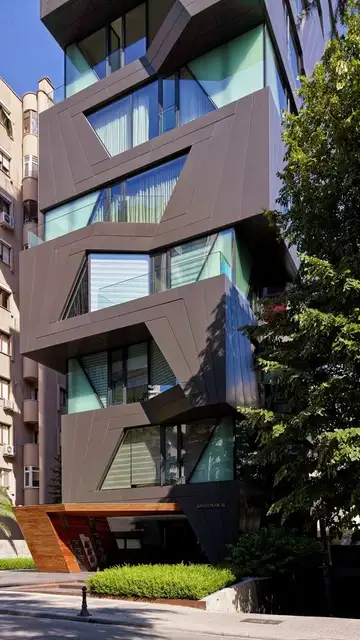 Черное здание Apartman 18 от Aytac Architects