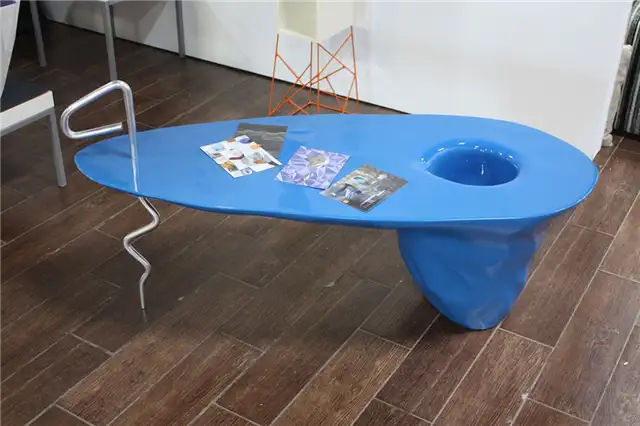 Stefan Hepner Studio Стол из смолы
