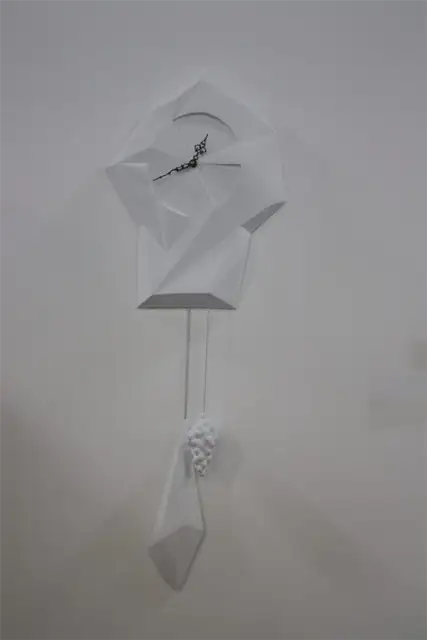 Stefan Hepner Studio Белые настенные часы