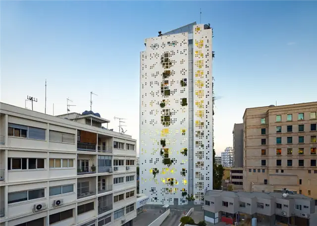 Французская студия Ateliers Jean Nouvel Tower Block