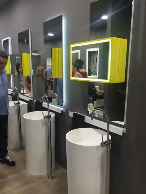 Круглый отдельно стоящий умывальник