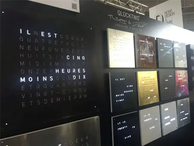 Цифровые настенные часы Qlocktwo