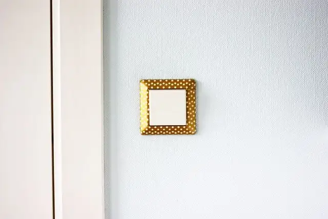 Выключатель света из ленты Washi tape