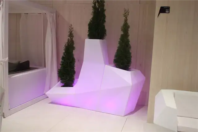 Плантатор Faz от Vondom