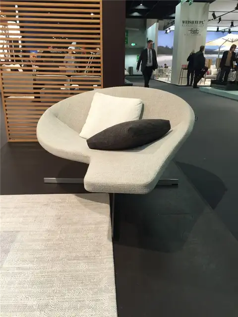 Крутой шезлонг из текстиля