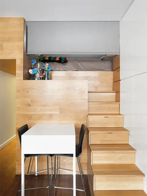 Michael Pozner Small Manthattan Loft - кровать
