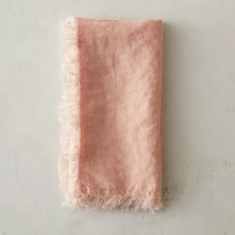 Розовые льняные салфетки