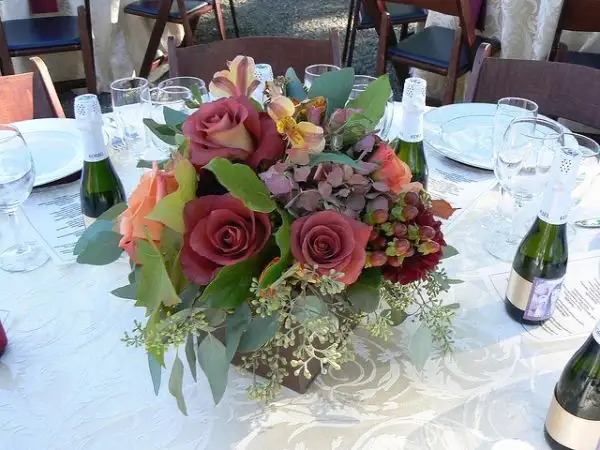 beautiful-fall-wedding-centerpiece-decor