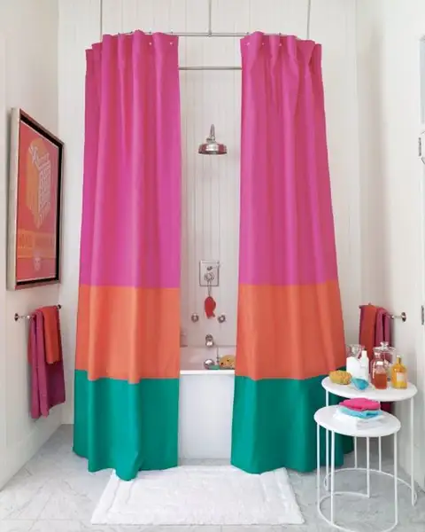 colorblocked-bathroom-mld108408_vert