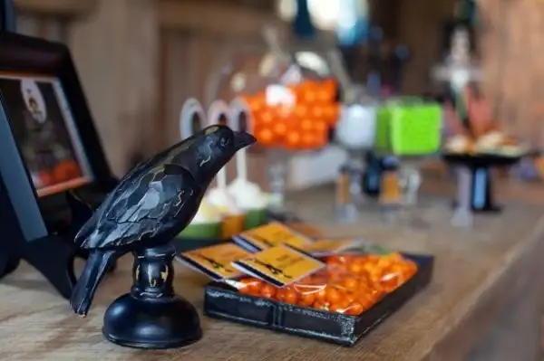 Trick-or-Treat-Placesetting2