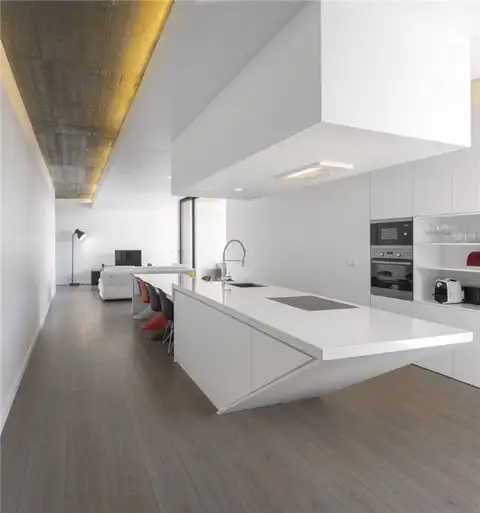 Современный геометрический дом Tomar Hill House