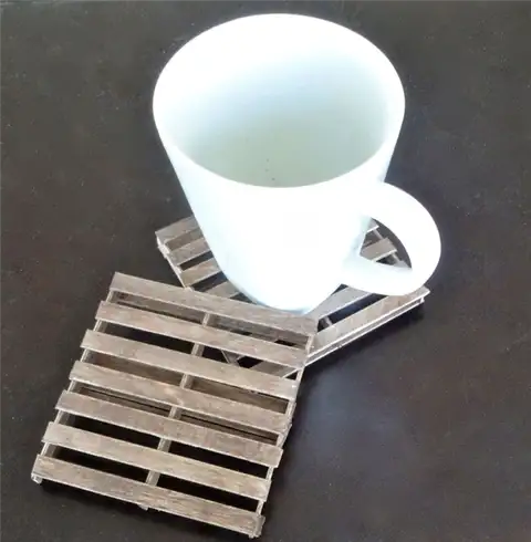 diy-mini-pallet-coasters