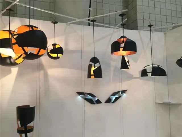 metalic-industrial-hanging-lighting-at-icff