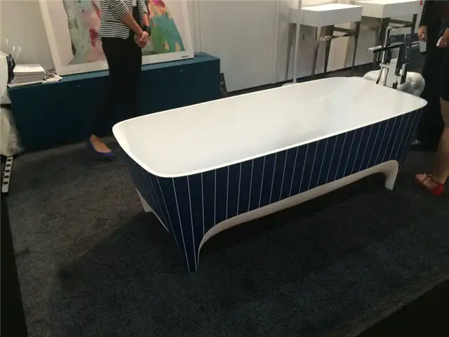 teuco-colorful-blue-bathtub-at-icff