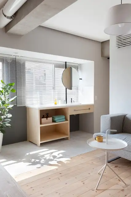 Yokohama-apartment-living-area-desk
