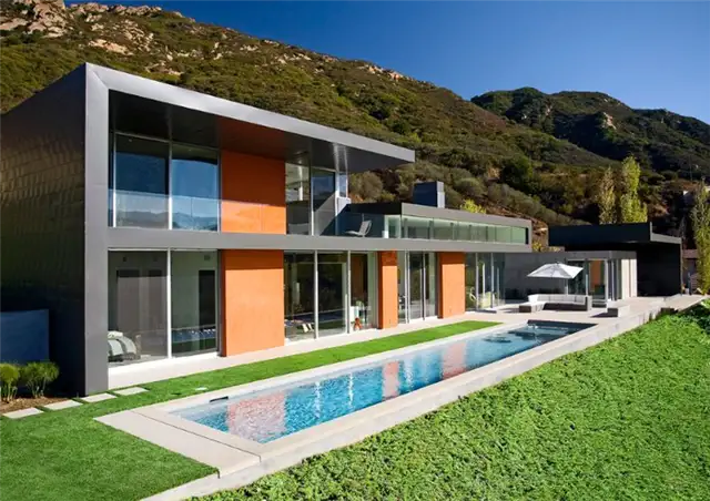 lima-residence-lap-pool