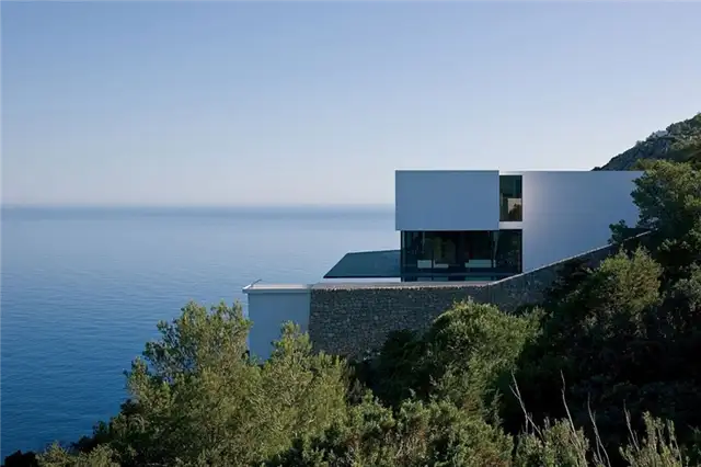 aibs-house-by-aabe4