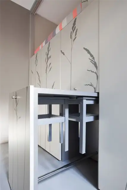 Tiny-Apartment-in-Paris-hidden-stools