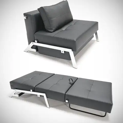Cubed-Deluxe-Chair-by-Weiss