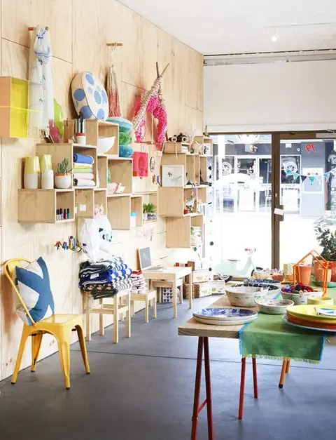 craft-shop-room-box-storage