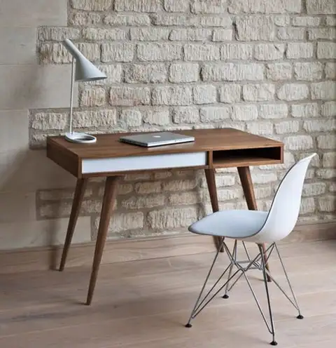 Celine-desk