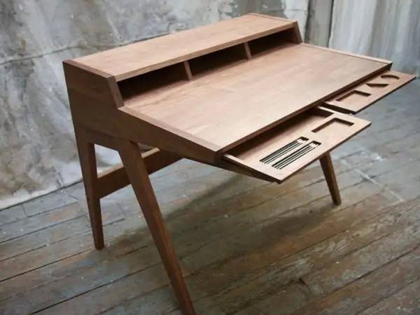 laura-drawers-extended