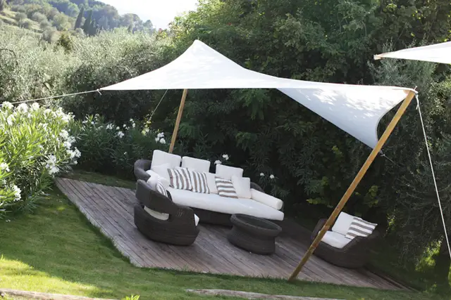 modern-furniture-outdoor-design-sail-shade