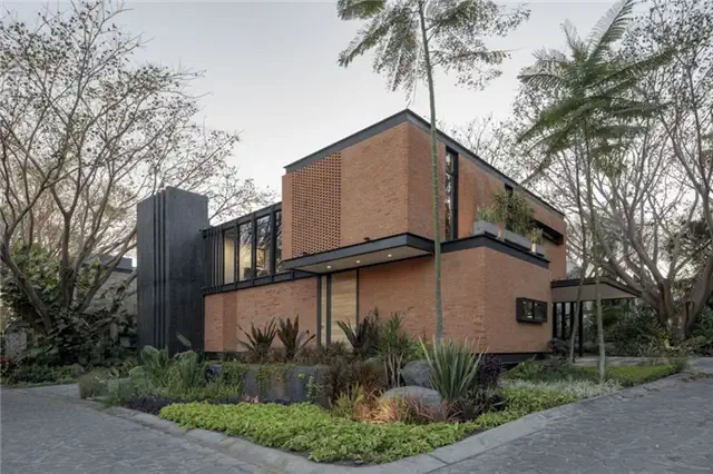 Casa Mao от Di Frenna Arquitectos