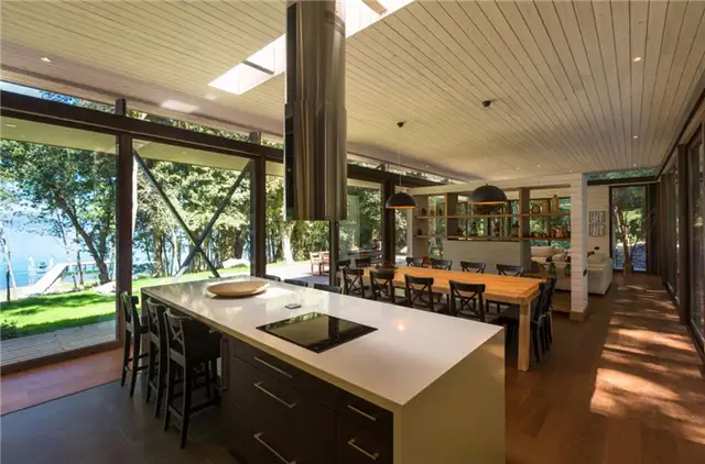 open-space-kitchen-plenty-of-storage