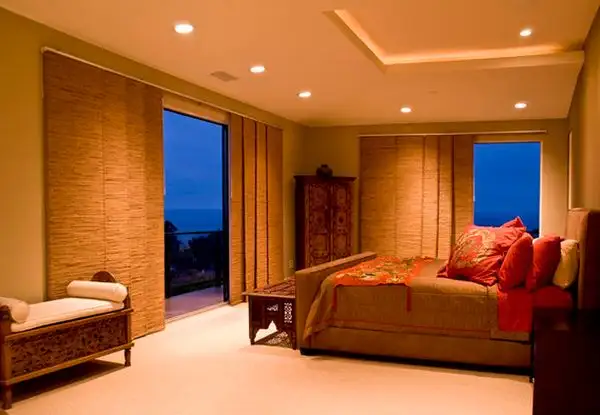 раздвижные двери или экраны