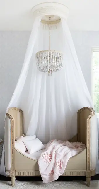 royality-Phoebes-Big-Girl-Bed