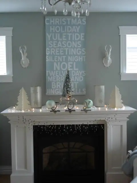 mantel-decor-icy