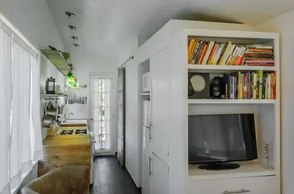Macy-Miller-Tiny-House6