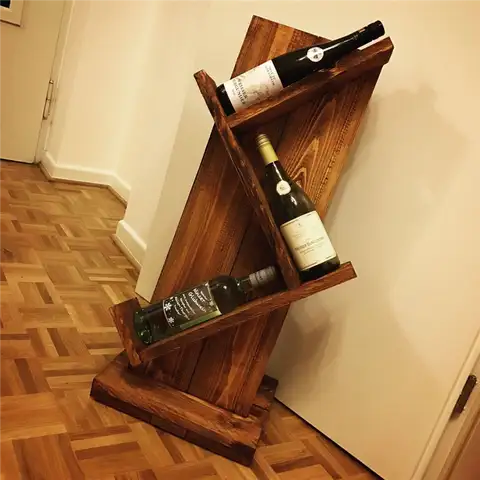 Хранение вина на стеллажах - зиг-заг