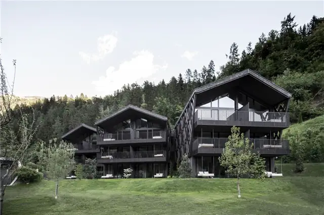 Apfelhotel Torgglerhof в Италии от архитектурной сети noa - вилла