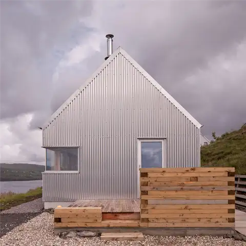 Вход в дом Tinhouse by Rural Design