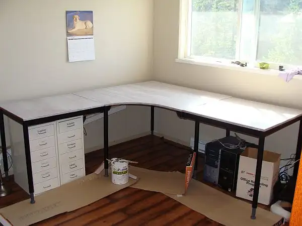 Pottery-Barn-inspired-desk-transformation 2