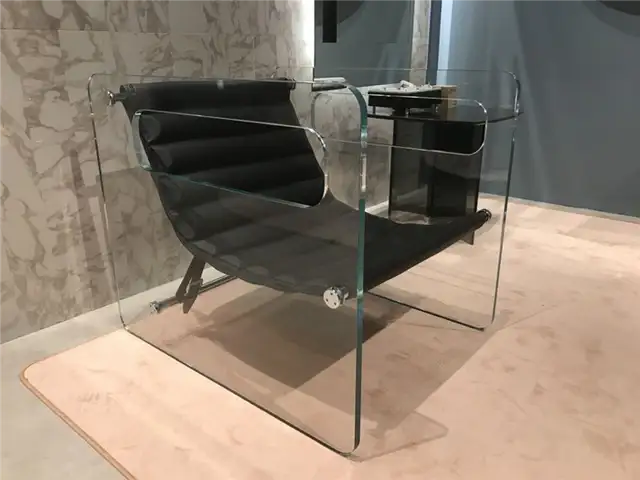 Обнаженный стул Tonelli Design из стекла и кожи
