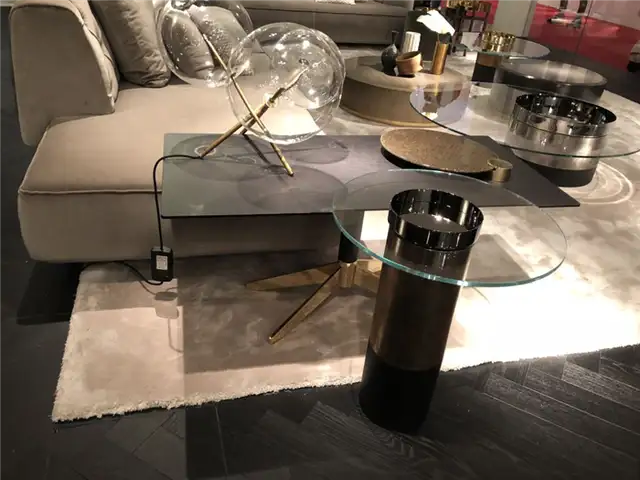 Стеклянные журнальные столики Gallotti и Radice