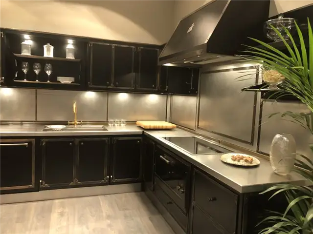 Черные кухни Officine Gullo
