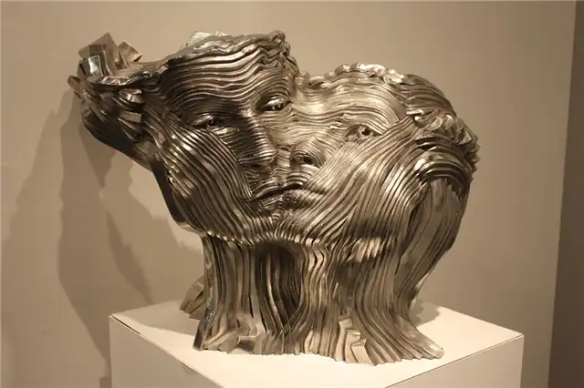 Gil Bruvel Flowing из нержавеющей стали