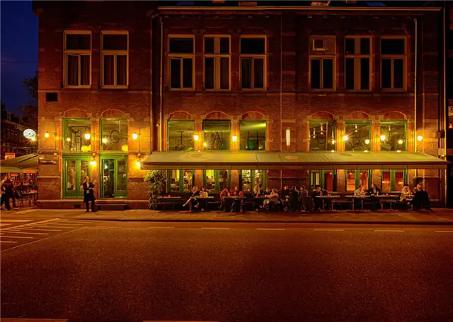 Бар Botanique Cafe Tropique Экстерьер