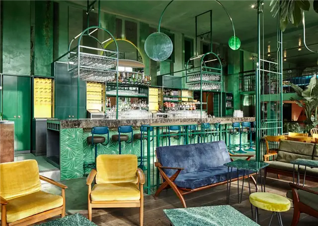 Бар Botanique Cafe Tropique Corner