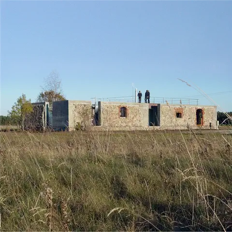Дом с руинами Архитектура